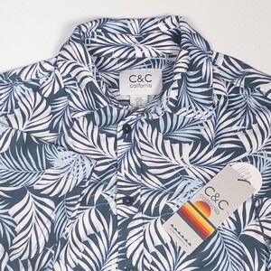 NEW C&C California Palm Print Button Up Short‎ Sleeve Shirt Modal Size Medium